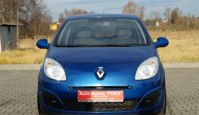 RENAULT Twingo 