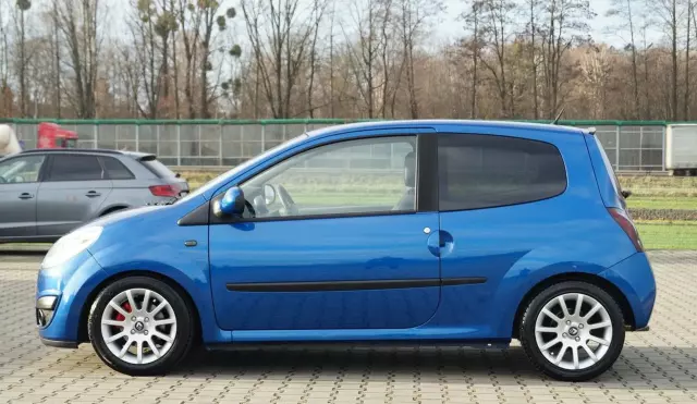 RENAULT Twingo 