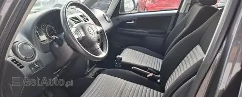 SUZUKI SX4 