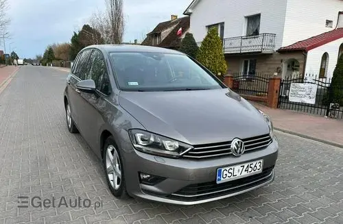 VOLKSWAGEN Golf Sportsvan 