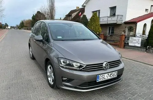 VOLKSWAGEN Golf Sportsvan 