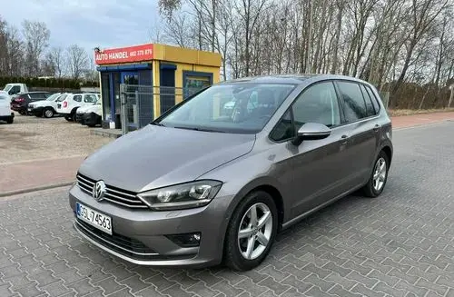 VOLKSWAGEN Golf Sportsvan 