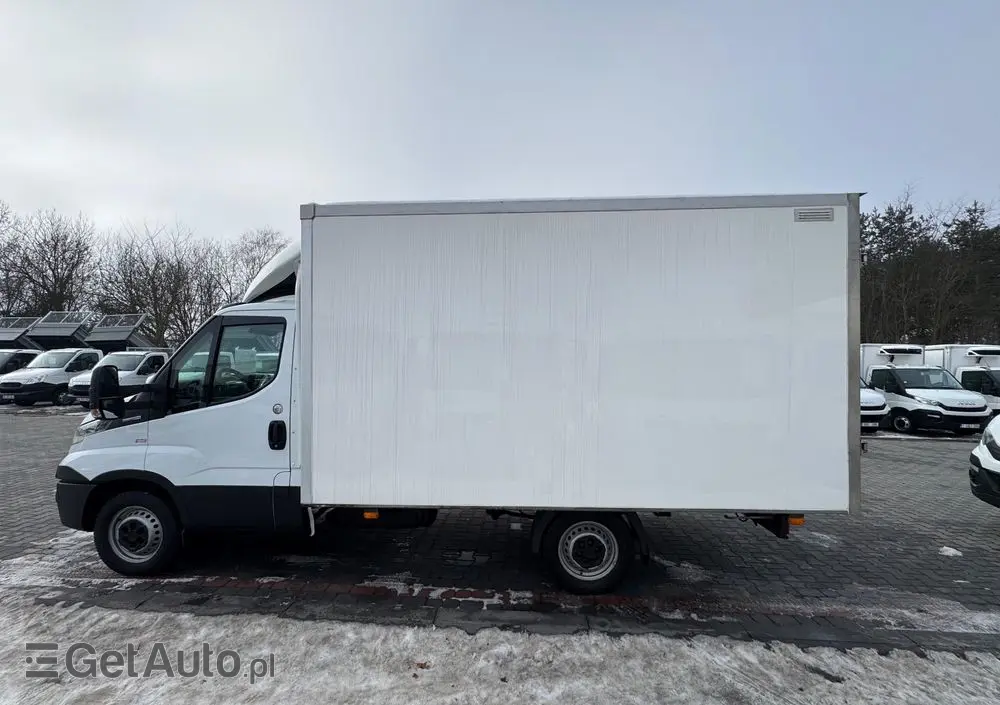 IVECO IVECO DAILY 35S14,,35S15,,35S13 IZOTERMA CHLODNIA PODWOZIE DO ZABUDOWY KILKA SZTUK 