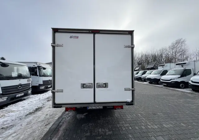 IVECO IVECO DAILY 35S14,,35S15,,35S13 IZOTERMA CHLODNIA PODWOZIE DO ZABUDOWY KILKA SZTUK 