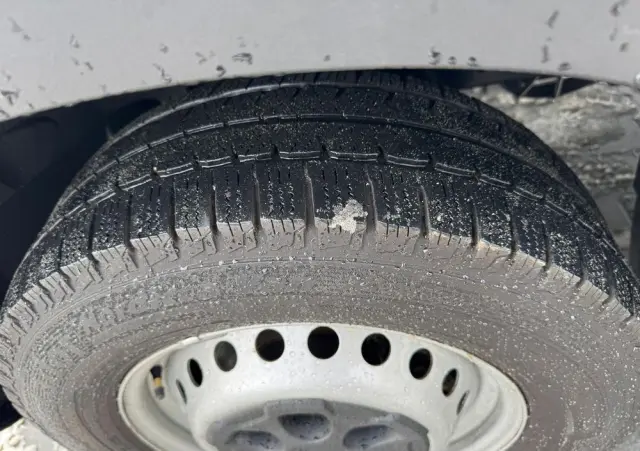 IVECO IVECO DAILY 35S14,,35S15,,35S13 IZOTERMA CHLODNIA PODWOZIE DO ZABUDOWY KILKA SZTUK 