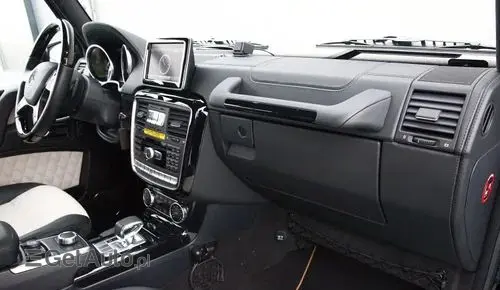 MERCEDES-BENZ Klasa G 63 AMG  