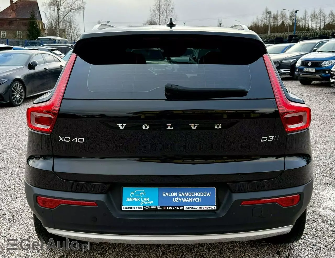 VOLVO XC 40 D3 AWD Momentum Pro