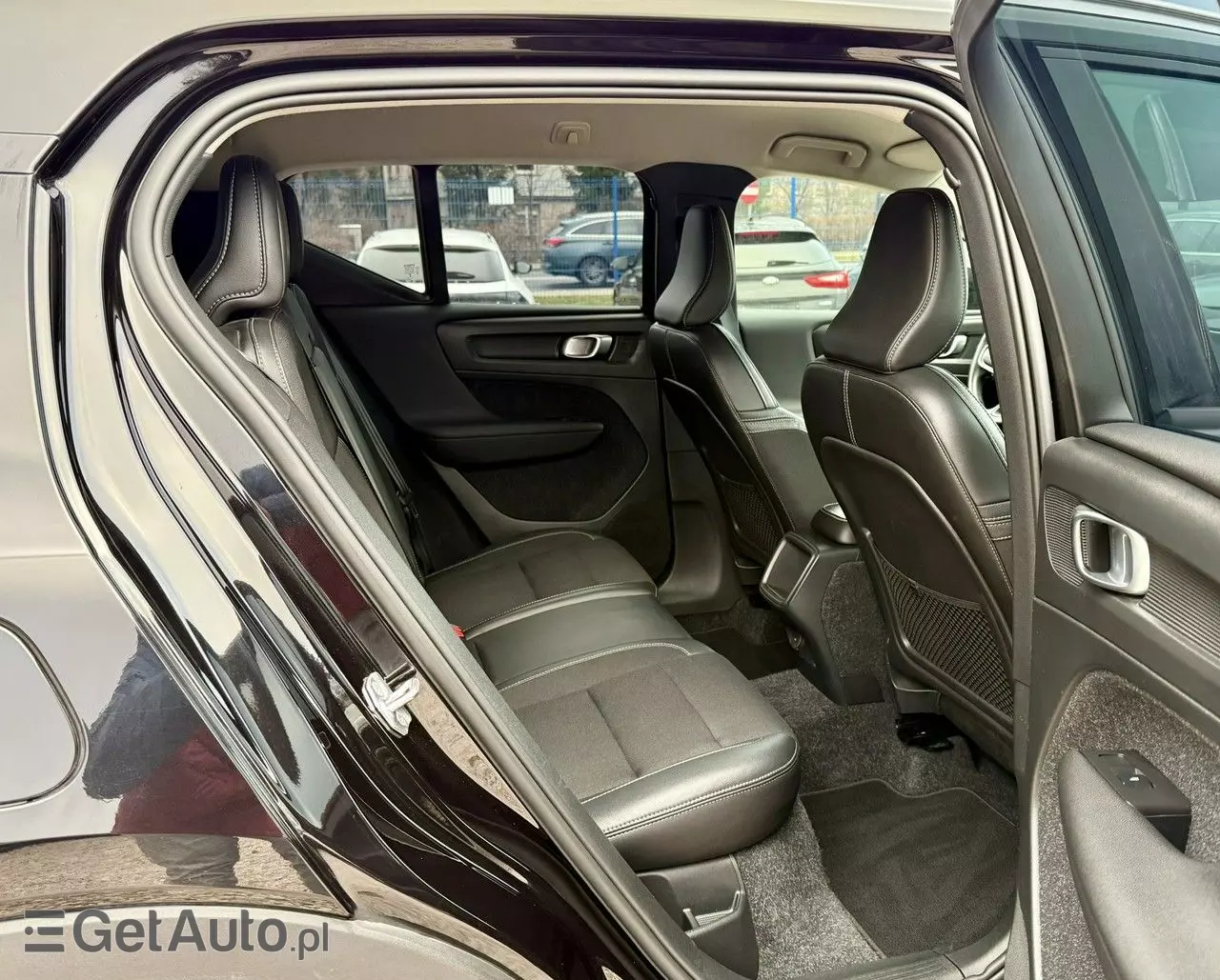 VOLVO XC 40 D3 AWD Momentum Pro