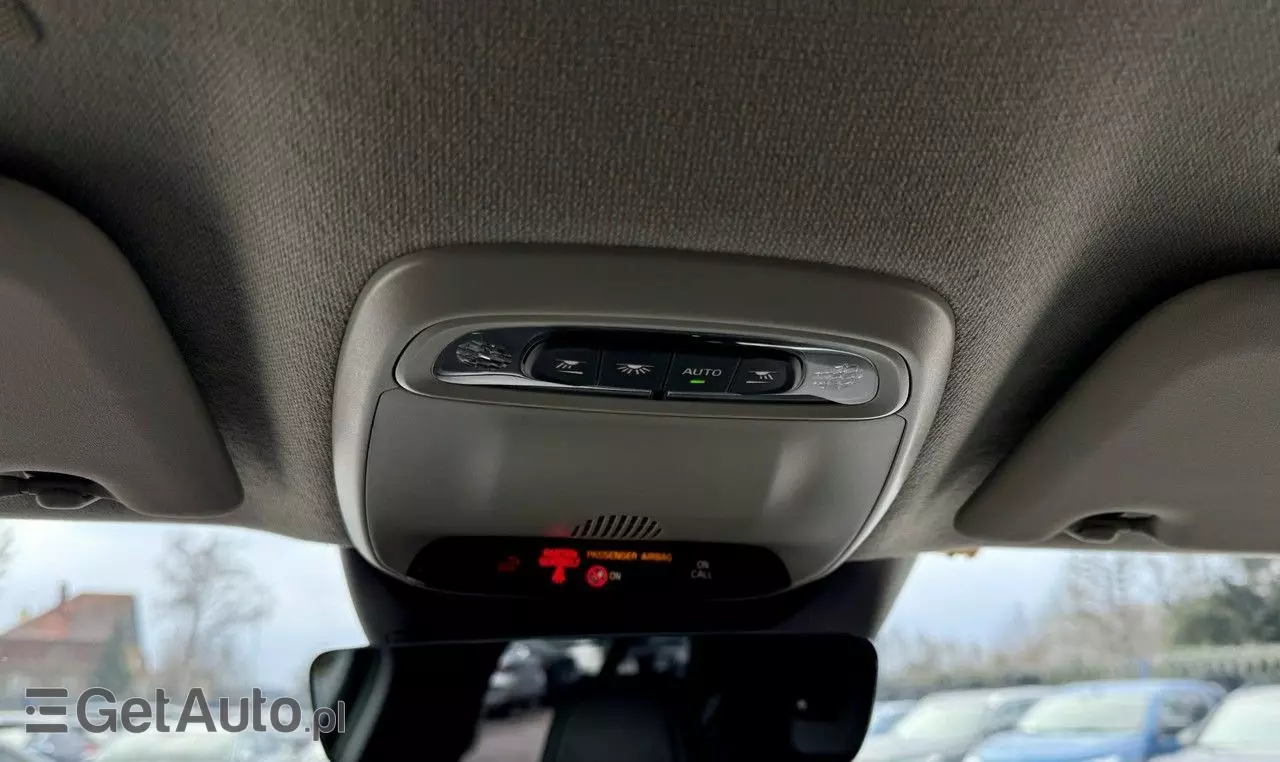 VOLVO XC 40 D3 AWD Momentum Pro