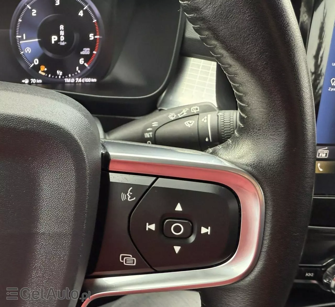 VOLVO XC 40 D3 AWD Momentum Pro