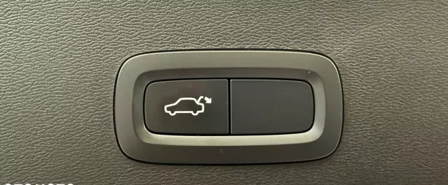 VOLVO XC 40 D3 AWD Momentum Pro