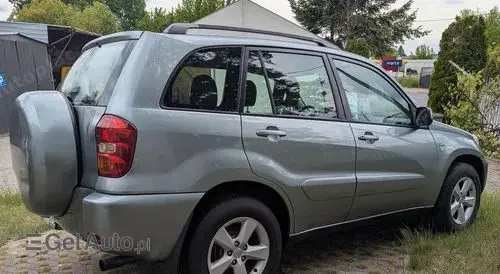 TOYOTA Rav 4 