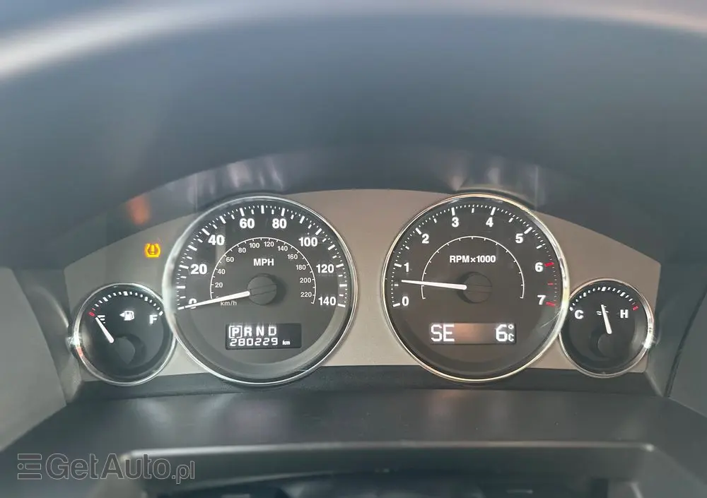 JEEP Commander 5.7 V8 HEMI Automatik Limited