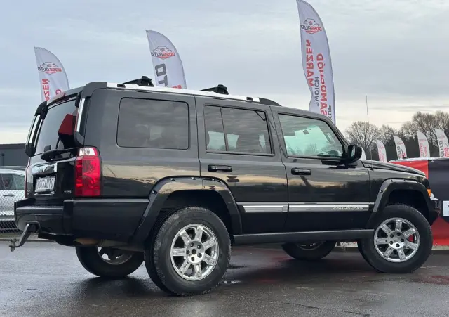 JEEP Commander 5.7 V8 HEMI Automatik Limited