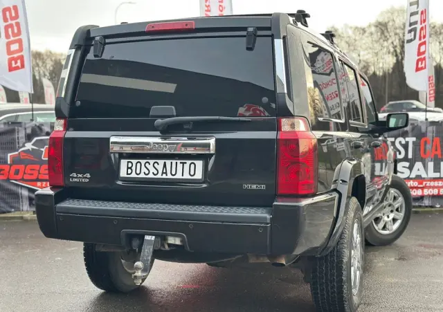 JEEP Commander 5.7 V8 HEMI Automatik Limited