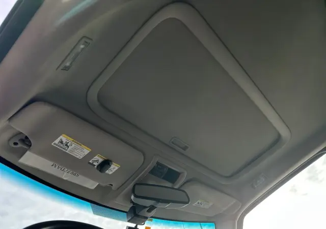 JEEP Commander 5.7 V8 HEMI Automatik Limited