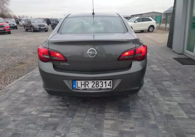 OPEL Astra IV 1.6 Active