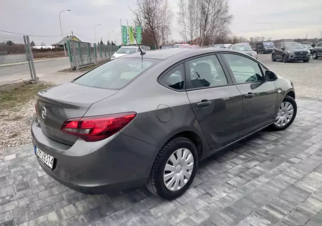 OPEL Astra IV 1.6 Active