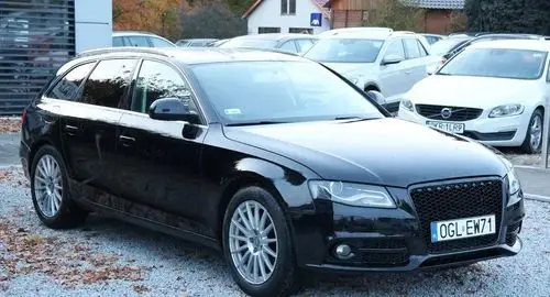 AUDI A4 