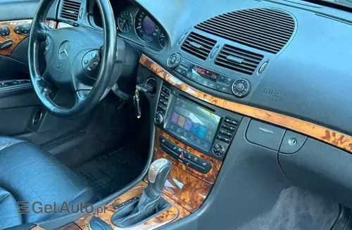 MERCEDES-BENZ Klasa E 