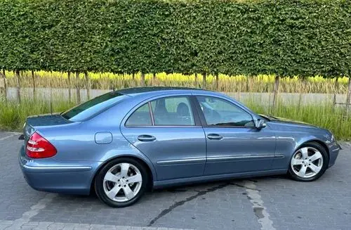 MERCEDES-BENZ Klasa E 