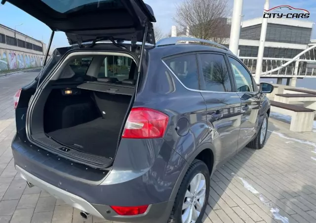 FORD Kuga 