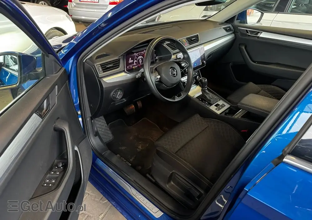 SKODA Superb 2.0 TDI SCR Ambition DSG