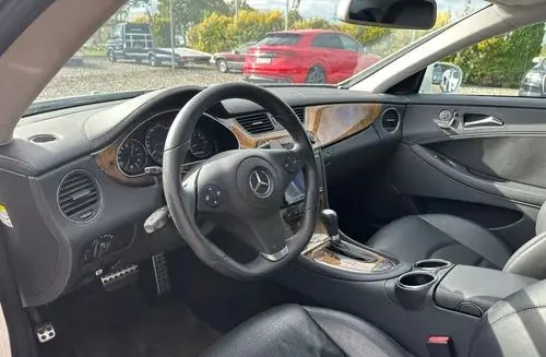 MERCEDES-BENZ CLS 