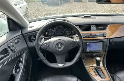 MERCEDES-BENZ CLS 