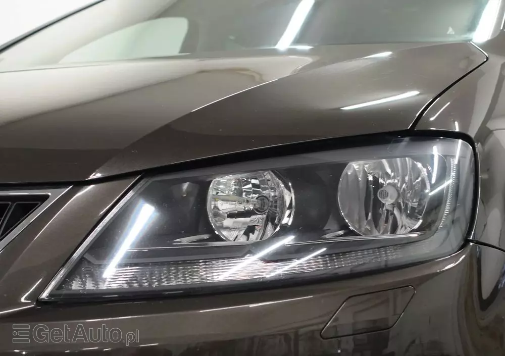 SEAT Alhambra 2.0 TDI Ecomotive 4Kids