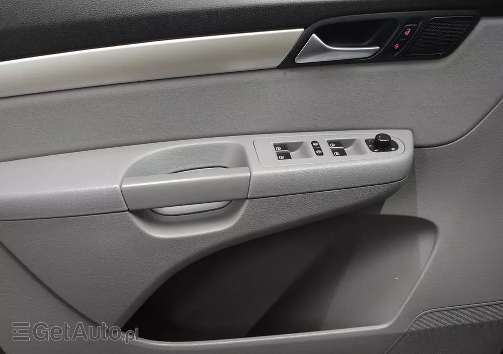 SEAT Alhambra 2.0 TDI Ecomotive 4Kids