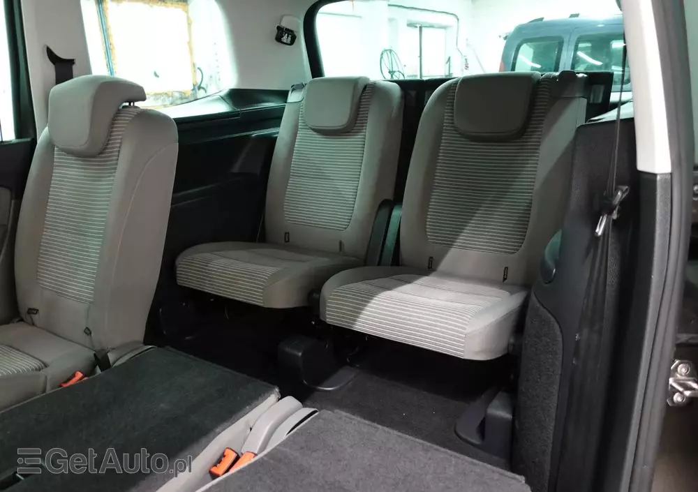 SEAT Alhambra 2.0 TDI Ecomotive 4Kids