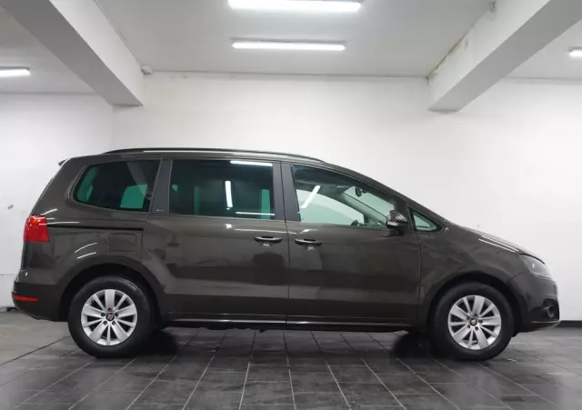 SEAT Alhambra 2.0 TDI Ecomotive 4Kids