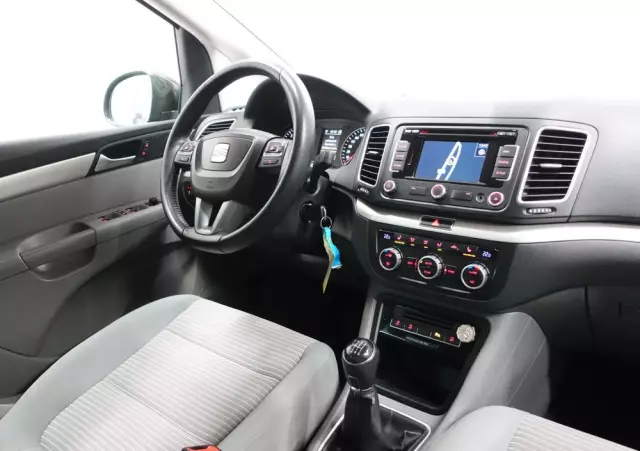 SEAT Alhambra 2.0 TDI Ecomotive 4Kids