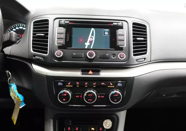 SEAT Alhambra 2.0 TDI Ecomotive 4Kids