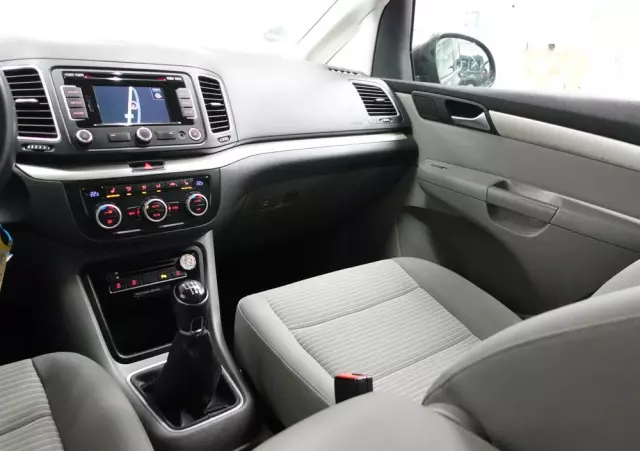 SEAT Alhambra 2.0 TDI Ecomotive 4Kids