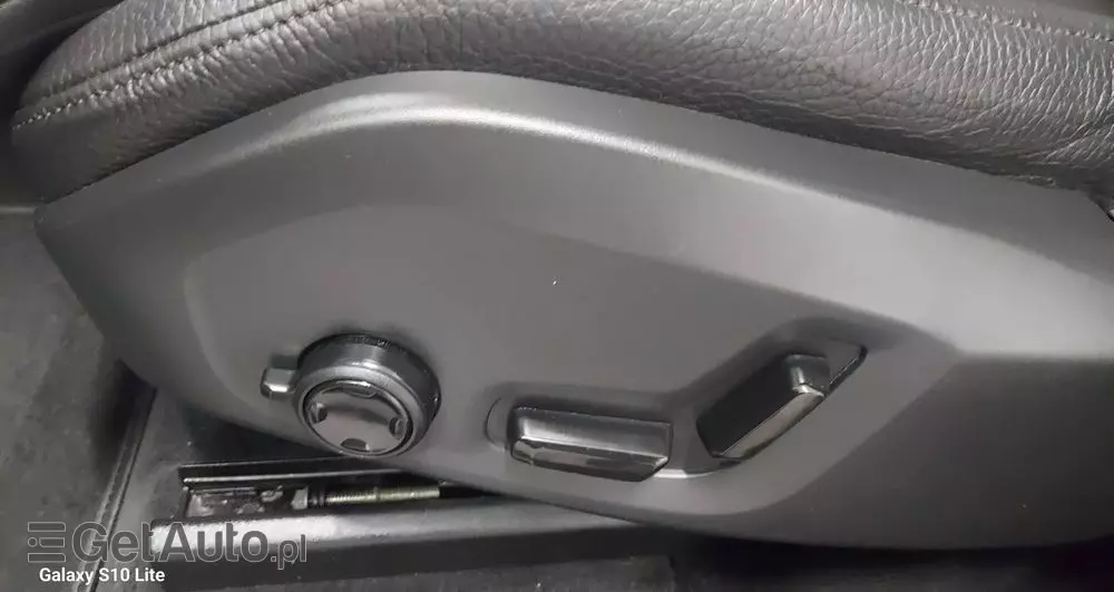 VOLVO XC 60 B5 B Geartronic Inscription