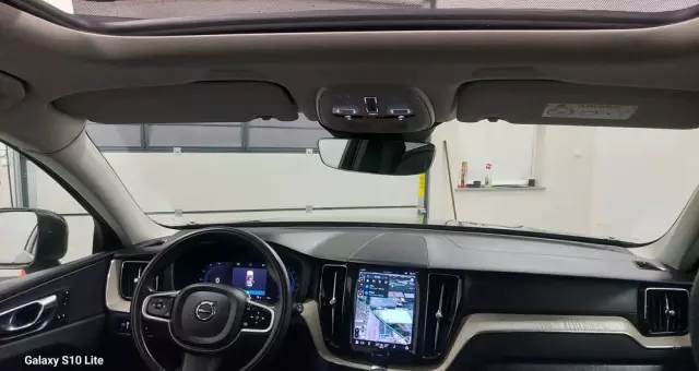 VOLVO XC 60 B5 B Geartronic Inscription