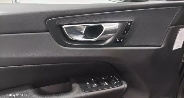 VOLVO XC 60 B5 B Geartronic Inscription