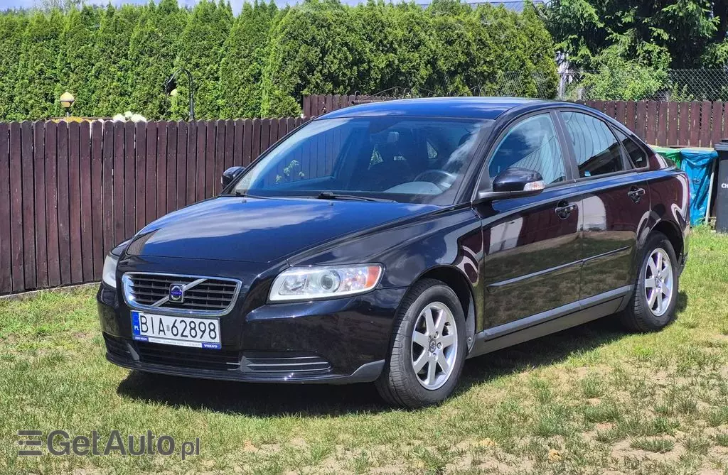VOLVO S40 