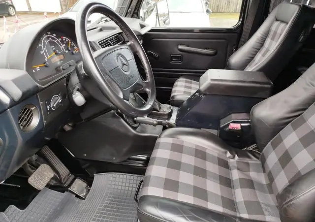 MERCEDES-BENZ Klasa G 