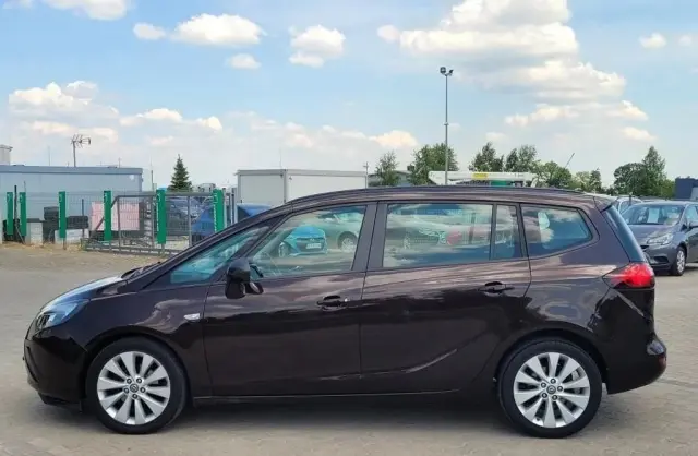 OPEL Zafira 