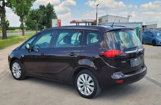 OPEL Zafira 