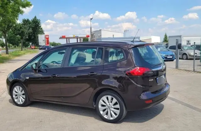 OPEL Zafira 