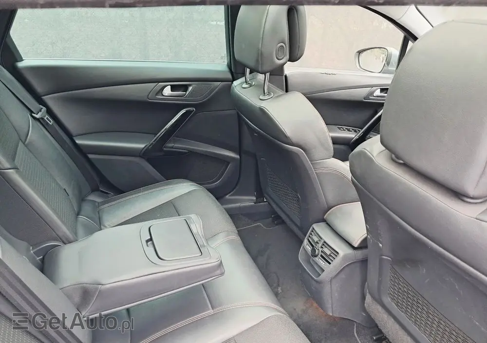 PEUGEOT 508 RXH Hybrid4