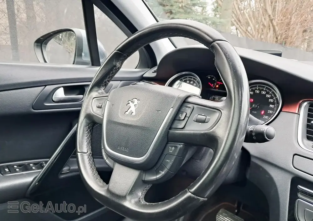 PEUGEOT 508 RXH Hybrid4