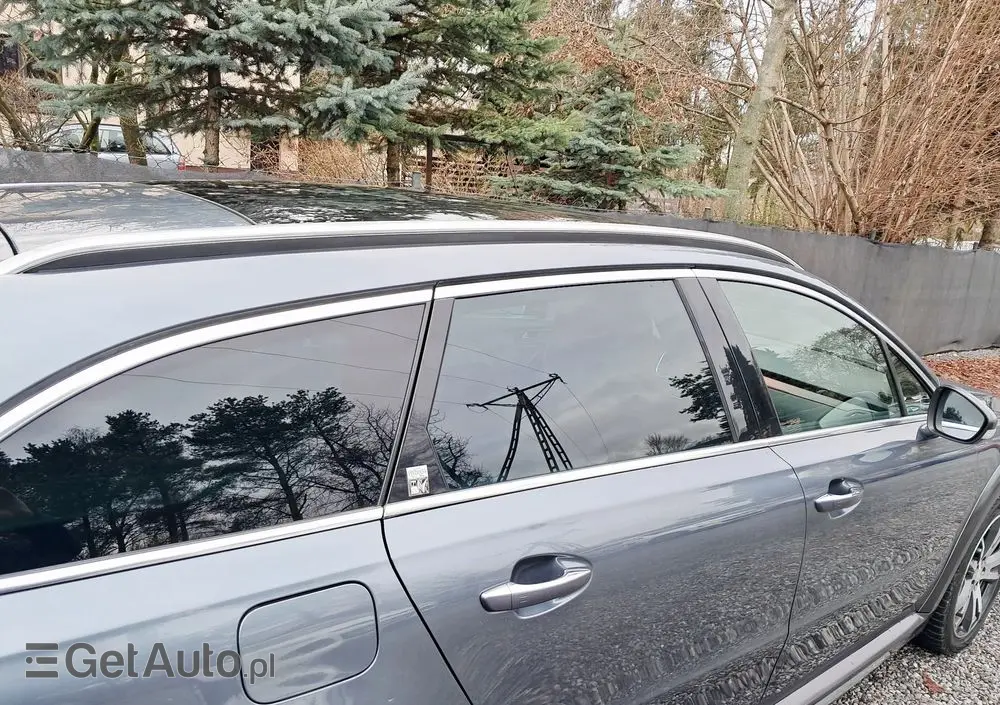 PEUGEOT 508 RXH Hybrid4