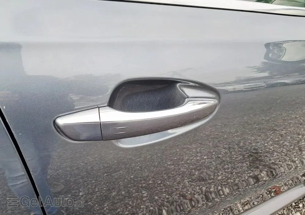 PEUGEOT 508 RXH Hybrid4