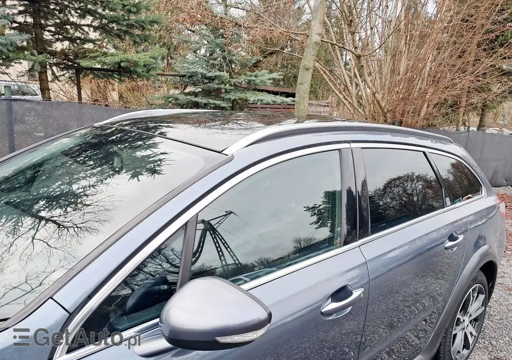 PEUGEOT 508 RXH Hybrid4