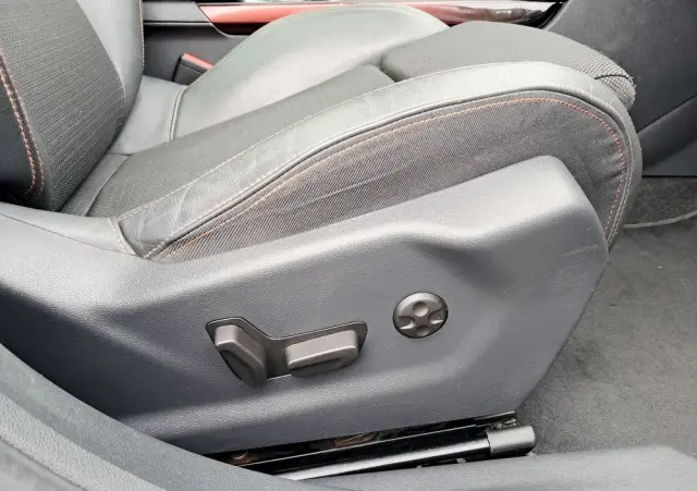 PEUGEOT 508 RXH Hybrid4